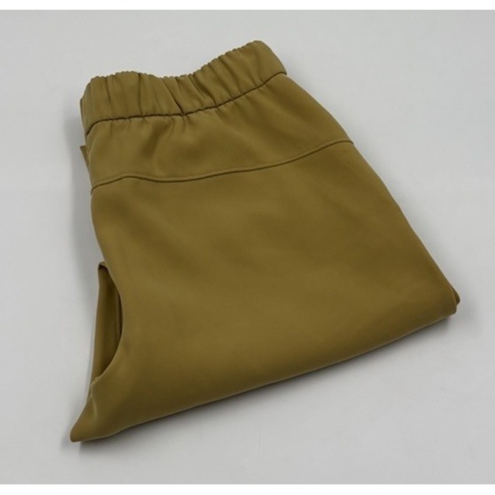 Lululemon Women's 6 On the Fly Cropped Woven Yellow High-Rise Pants